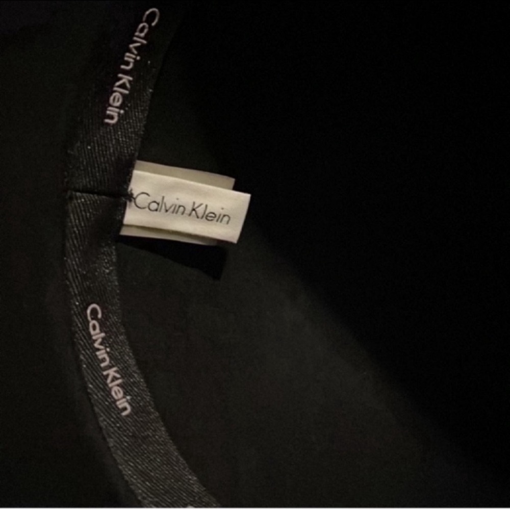 Calvin Klein Wool Floppy hat with Silver Chain - Picture 2 of 4